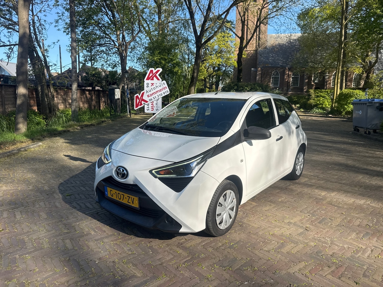 Toyota Aygo - 1.0 VVT-i x-fun Wij zijn altijd de goedkoopste met de beste Vakgarage service. - AutoWereld.nl