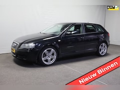 Audi A3 Sportback - 1.4 TFSI Attraction Business