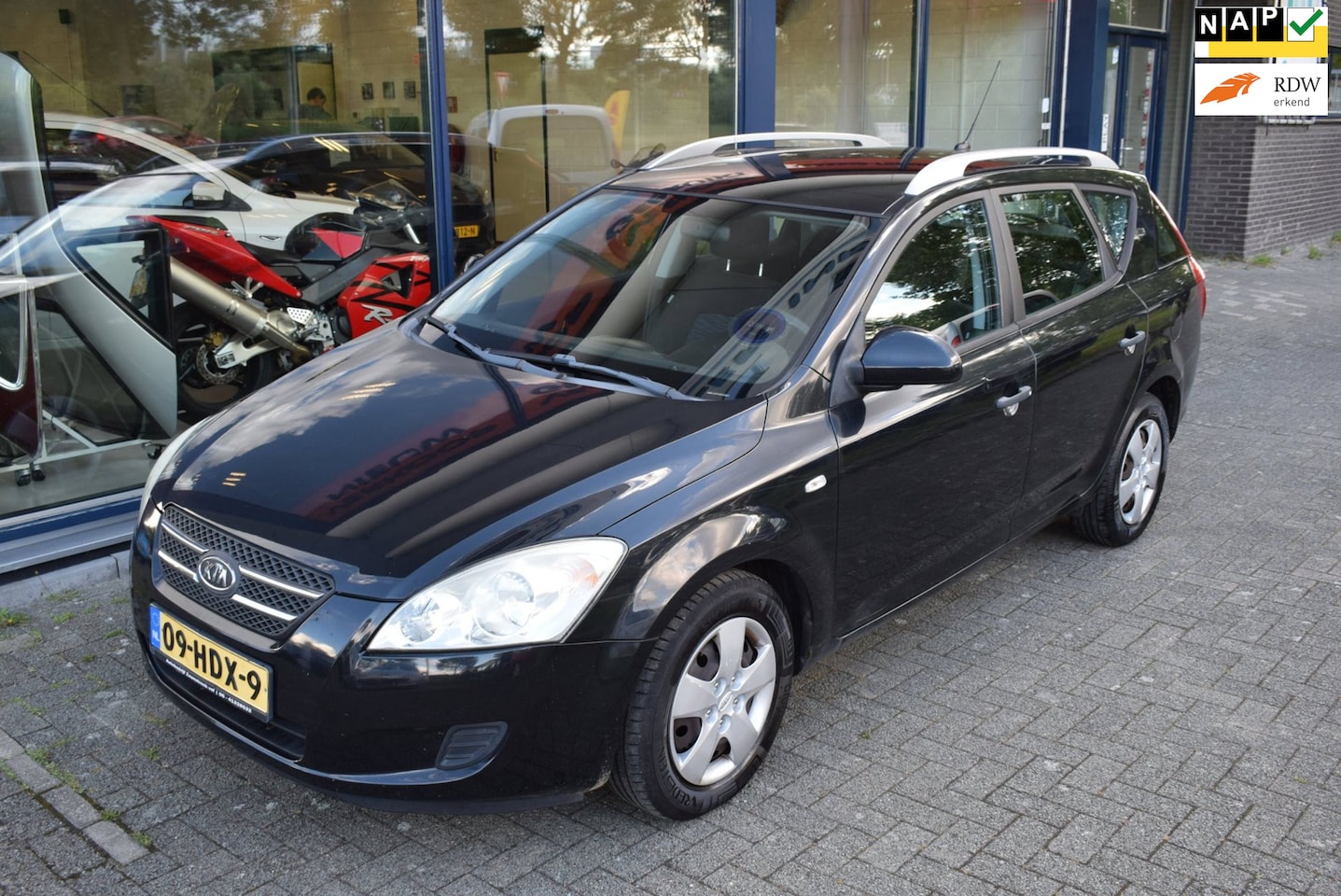 Kia Cee'd Sporty Wagon - 1.4 X-tra 1.4 X-tra - AutoWereld.nl