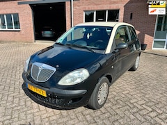 Lancia Y(psilon) - Ypsilon 1.2 // inruilkoopje //Airco //APK 1-12-2026