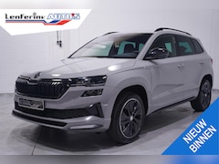 Skoda Karoq - 1.5 TSI ACT Sportline Business NAP Camera Wegklapbare trekhaak Appple Carplay Stuur- en st