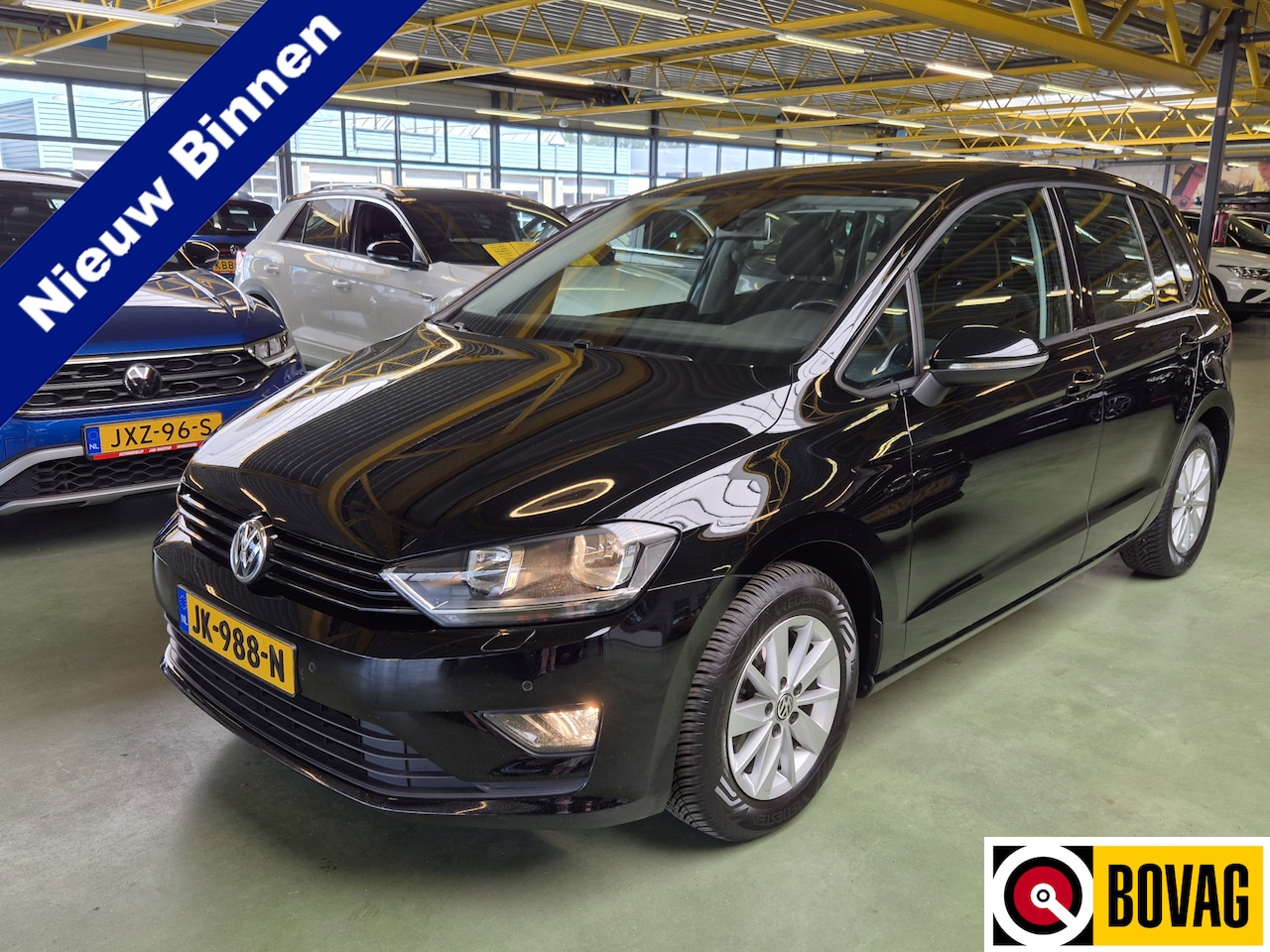 Volkswagen Golf Sportsvan - 1.2 TSI -110pk- Automaat | Trekhaak | Climate Control | Stoelverwarming | Rijklaarprijs in - AutoWereld.nl