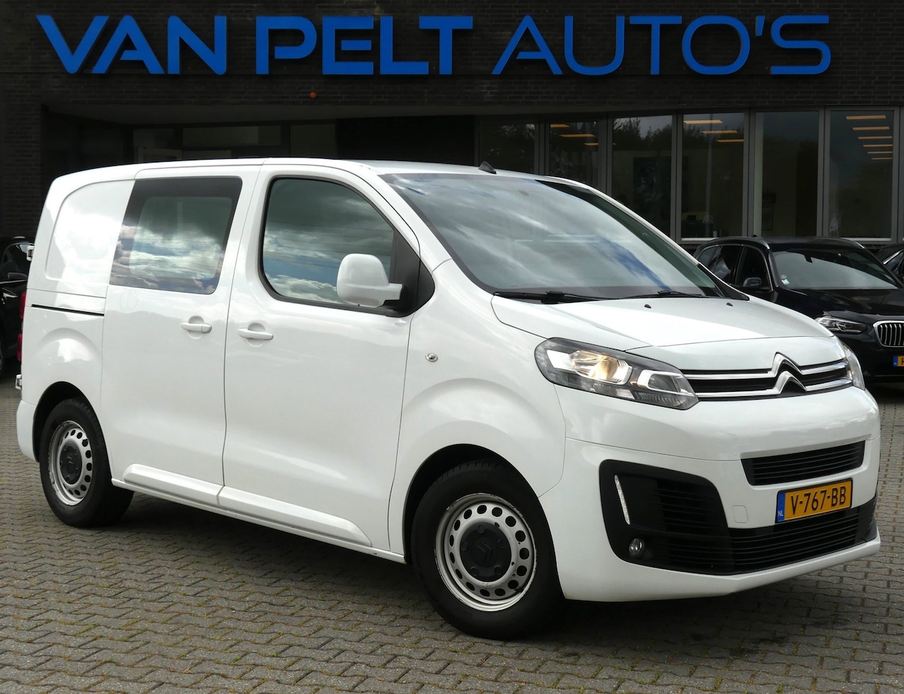 Citroën Jumpy - 1.6 BlueHDI 115PK 3P Club XS S&S / Airco / Cruise / Trekhaak - AutoWereld.nl