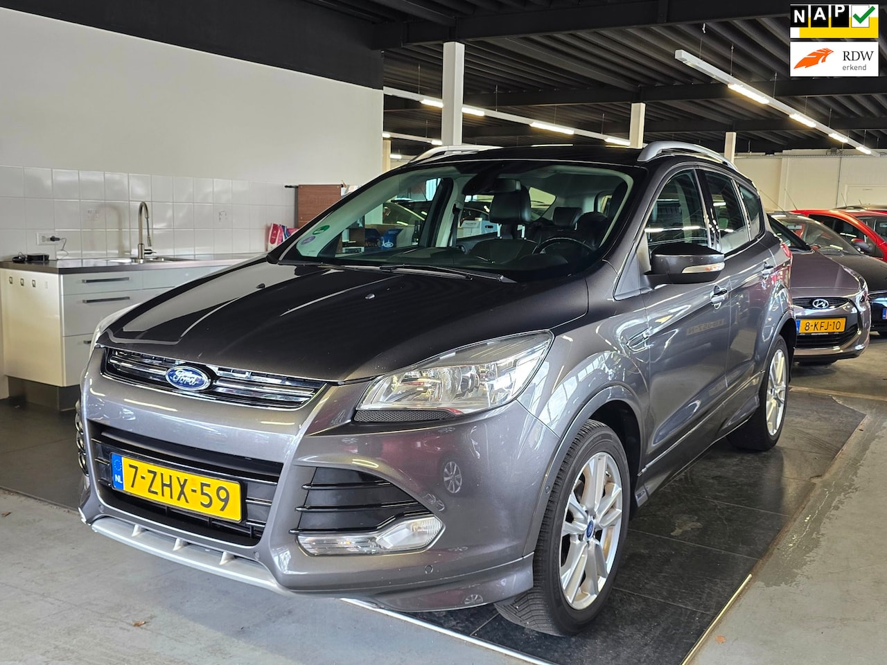 Ford Kuga - 1.5 Titanium Plus/DEALER ONDERHOUDEN/AIRCO/ - AutoWereld.nl