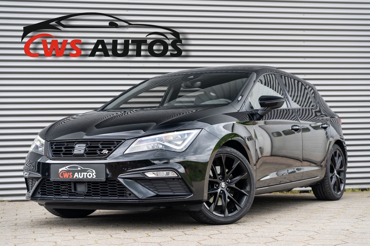 SEAT Leon - 1.5 TSI FR Ultimate Edition BLACK*VIRTUAL*ACC*DCC*LANE*BEATS*PANO - AutoWereld.nl