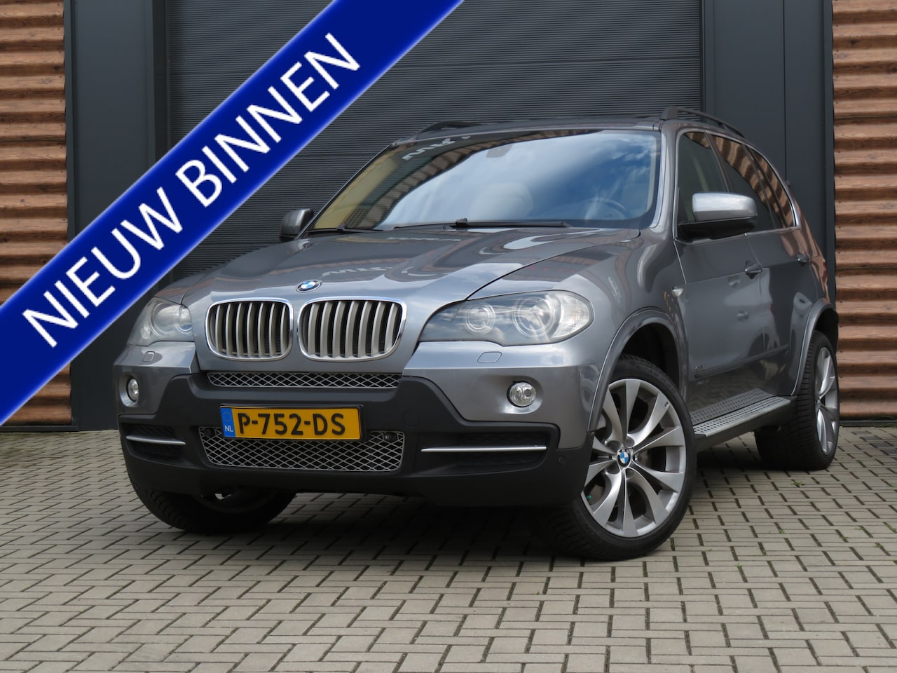 BMW X5 - xDrive48i High Executive Airco Cr-Control Panoramadak 7-Pers Youngtimer - AutoWereld.nl