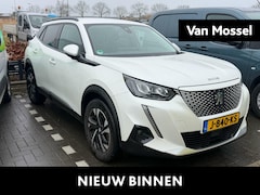 Peugeot e-2008 - EV Allure 50 kWh | Fietshaak | Camera | Stoelverwarming | Adaptieve Cruise Control