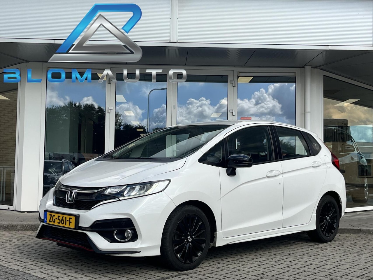 Honda Jazz - 1.5 i-VTEC Dynamic 131PK TREKHAAK+1E EIG.+LED+PDC - AutoWereld.nl