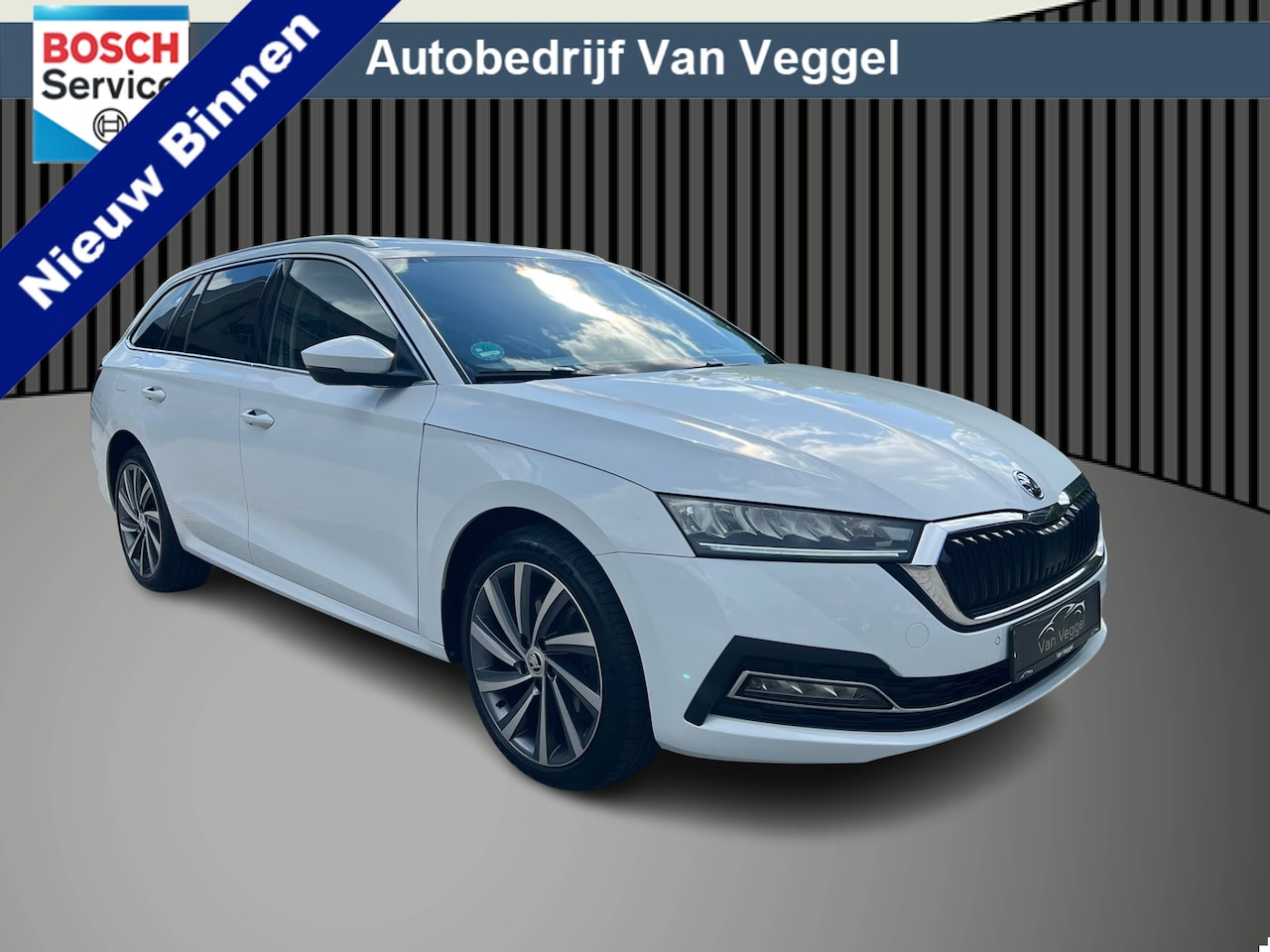 Skoda Octavia Combi - 1.4 TSI iV PHEV Sportline Business pano, virtual cockpit, memory, elec achterklep - AutoWereld.nl