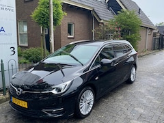 Opel Astra Sports Tourer - 1.2 Elegance