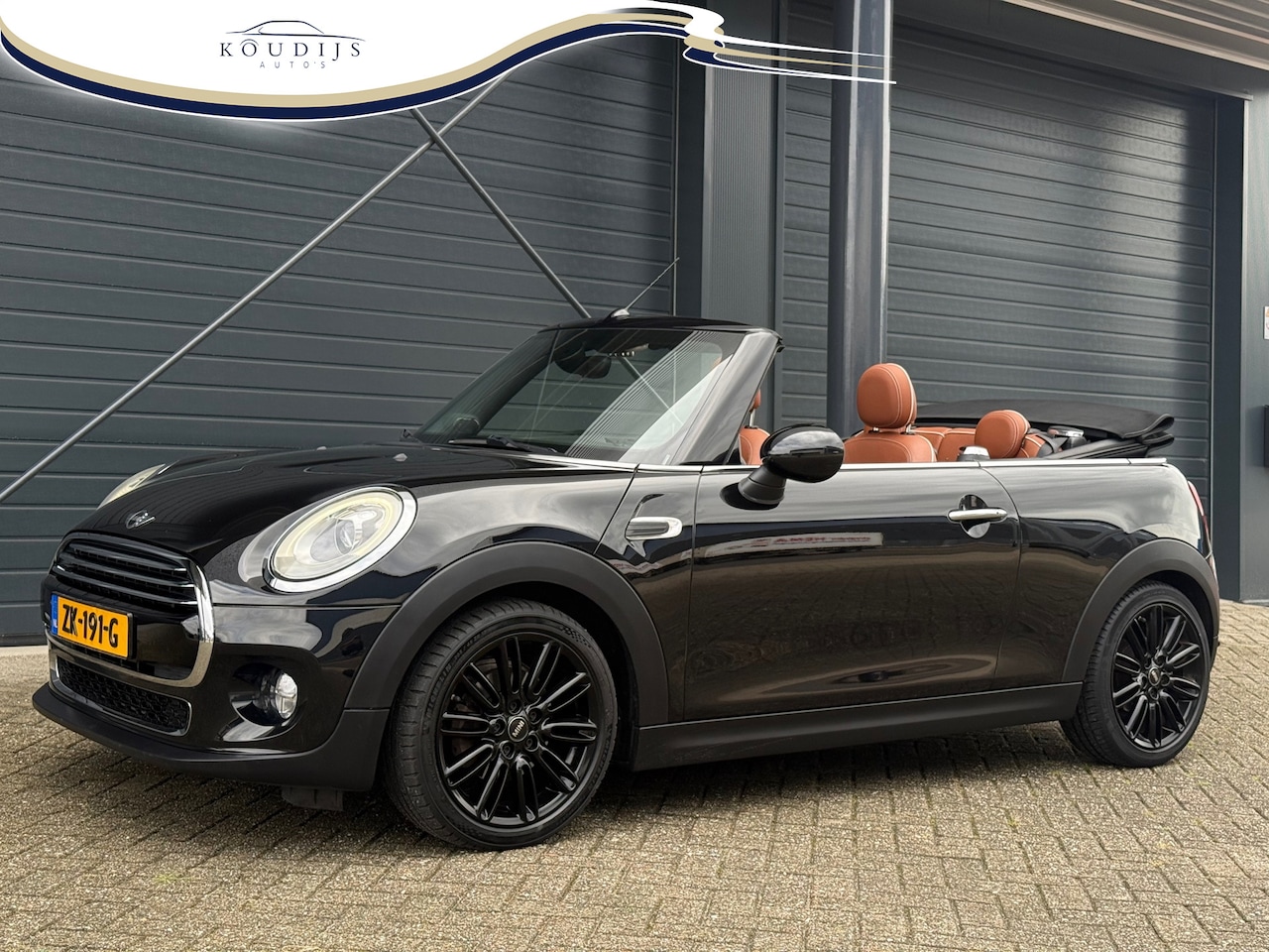 MINI Cabrio - 1.5 Cooper Chili Serious Business, Leder, Harman Kardon, Keyless, Led - AutoWereld.nl
