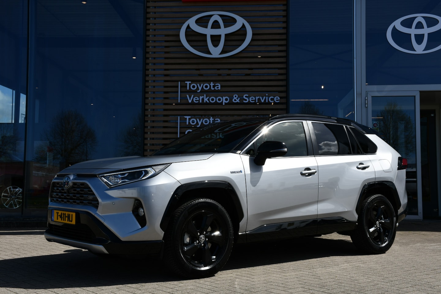 Toyota RAV4 - 2.5 Hybrid AWD Bi-Tone Limited Automaat 222pk | JBL | Innovation-pack | Dodehoekdetectie | - AutoWereld.nl