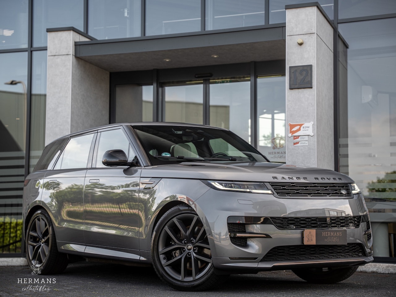 Land Rover Range Rover Sport - 3.0 P460e Dynamic HSE PHEV / Org. NL / 1st Owner / Meridian / Pano / HUD - AutoWereld.nl