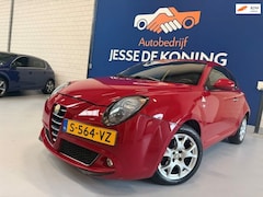 Alfa Romeo MiTo - 1.4 T Progression / bj.2009 / kleur: rood / climate / sportvelgen / etc. / NAP met 189920