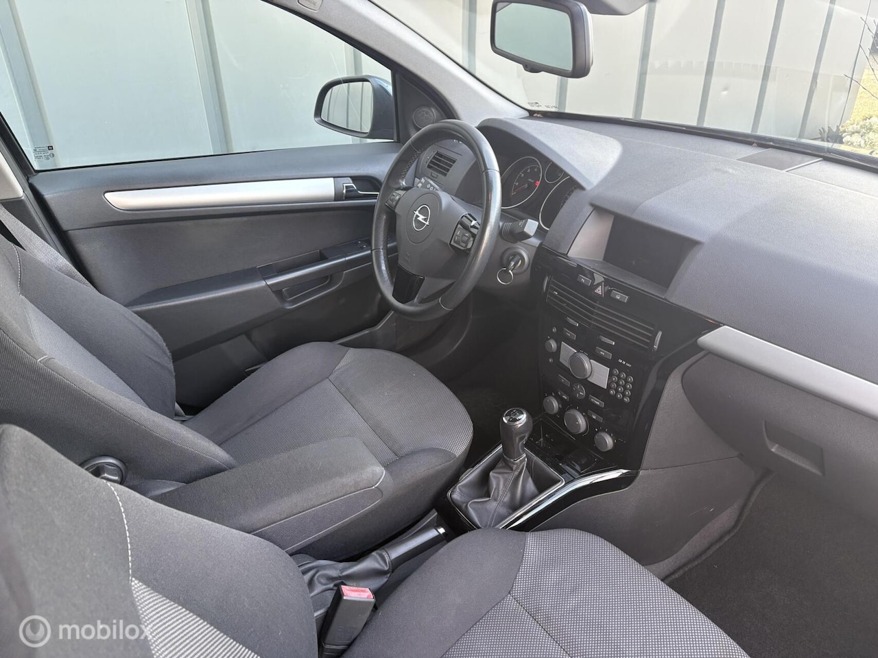 Opel Astra Wagon - 1.6 111 years Edition - APK - NAP - Cruise - Navi - Trekhaak - PDC