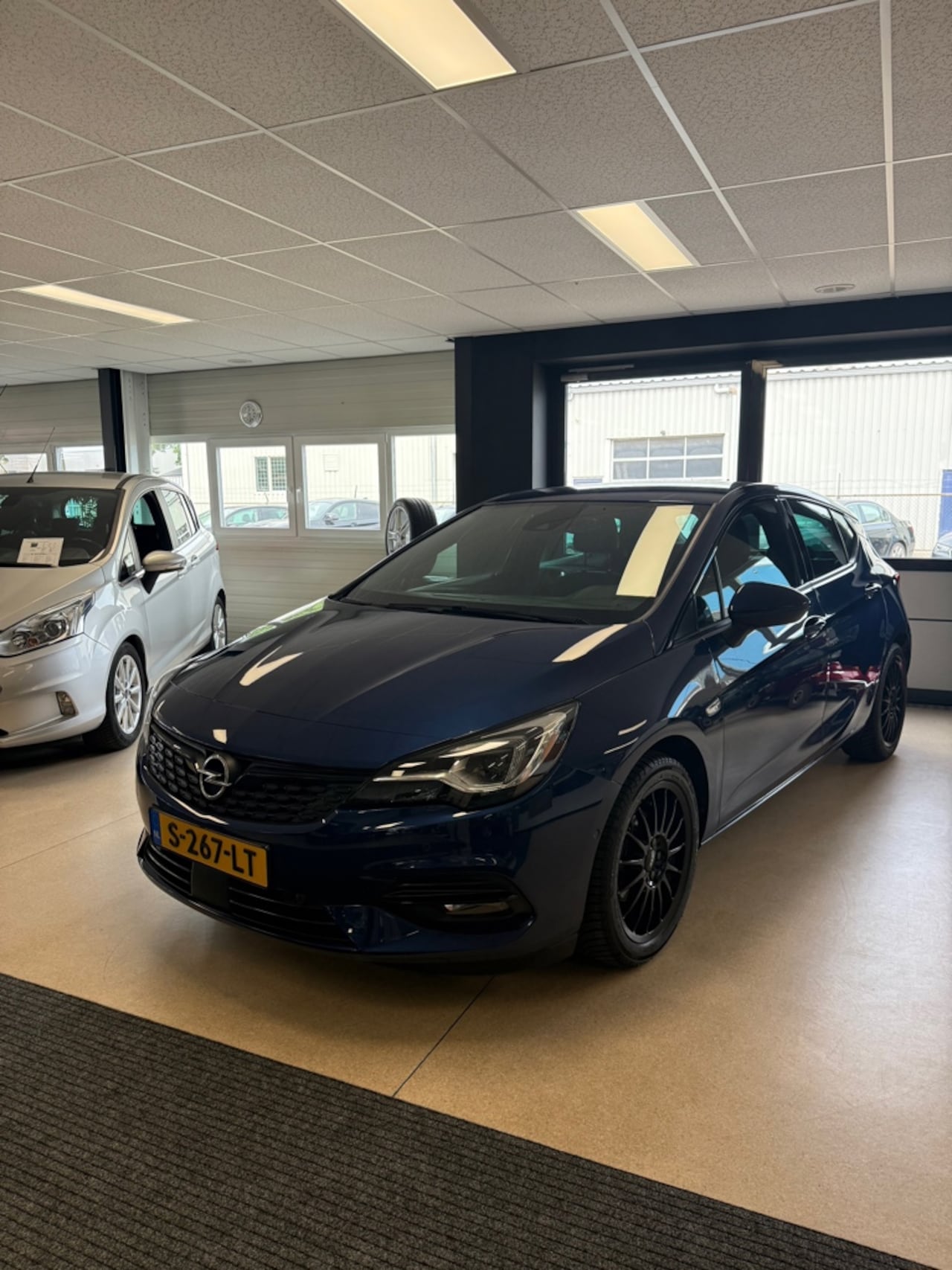 Opel Astra - 1.4 Business Edition 1.4 Business Edition - AutoWereld.nl