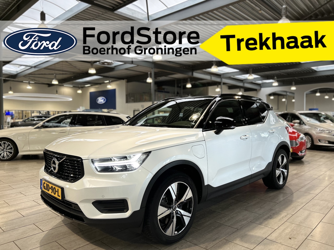 Volvo XC40 - 1.5 T5 Recharge Inscription | Trekhaak | Adapt. Cruise | Elektrische a.klep | Harman&Kardo - AutoWereld.nl