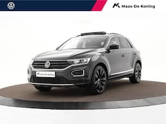 Volkswagen T-Roc - 1.5 TSI Sport Business R · Panoramadak · Camera · Standkachel · Stoelverwarming · Navigati