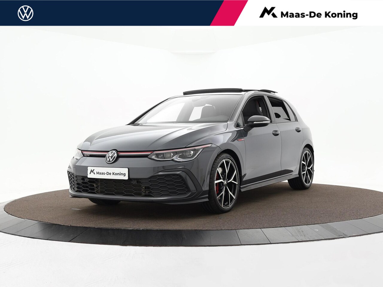 Volkswagen Golf - 2.0 TSI 245pk DSG GTI · Panoramadak · Camera · Dodehoeksensoren · Matrix LED · Stuur- & St - AutoWereld.nl