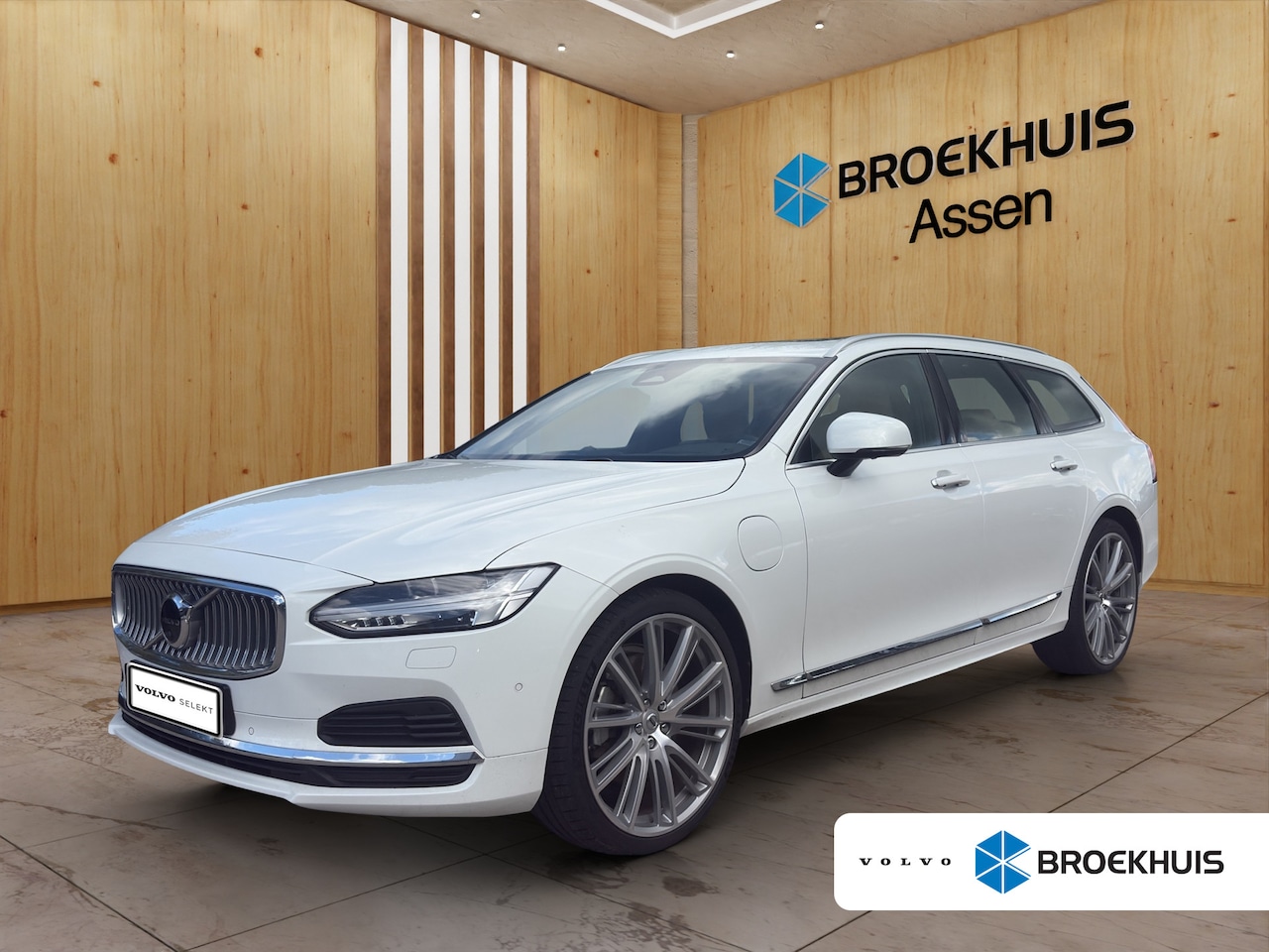 Volvo V90 - 2.0 T6 AWD Inscription Exclusive | BLIS | Panoramadak | Keyless entry / start | Bowers & w - AutoWereld.nl