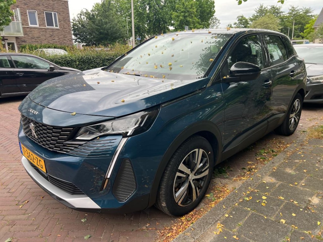 Peugeot 3008 - 1.6 Plug-In HYbrid 180 Active Pack Business | Afn. Trekhaak | Navigatie | Achteruitrijcame - AutoWereld.nl