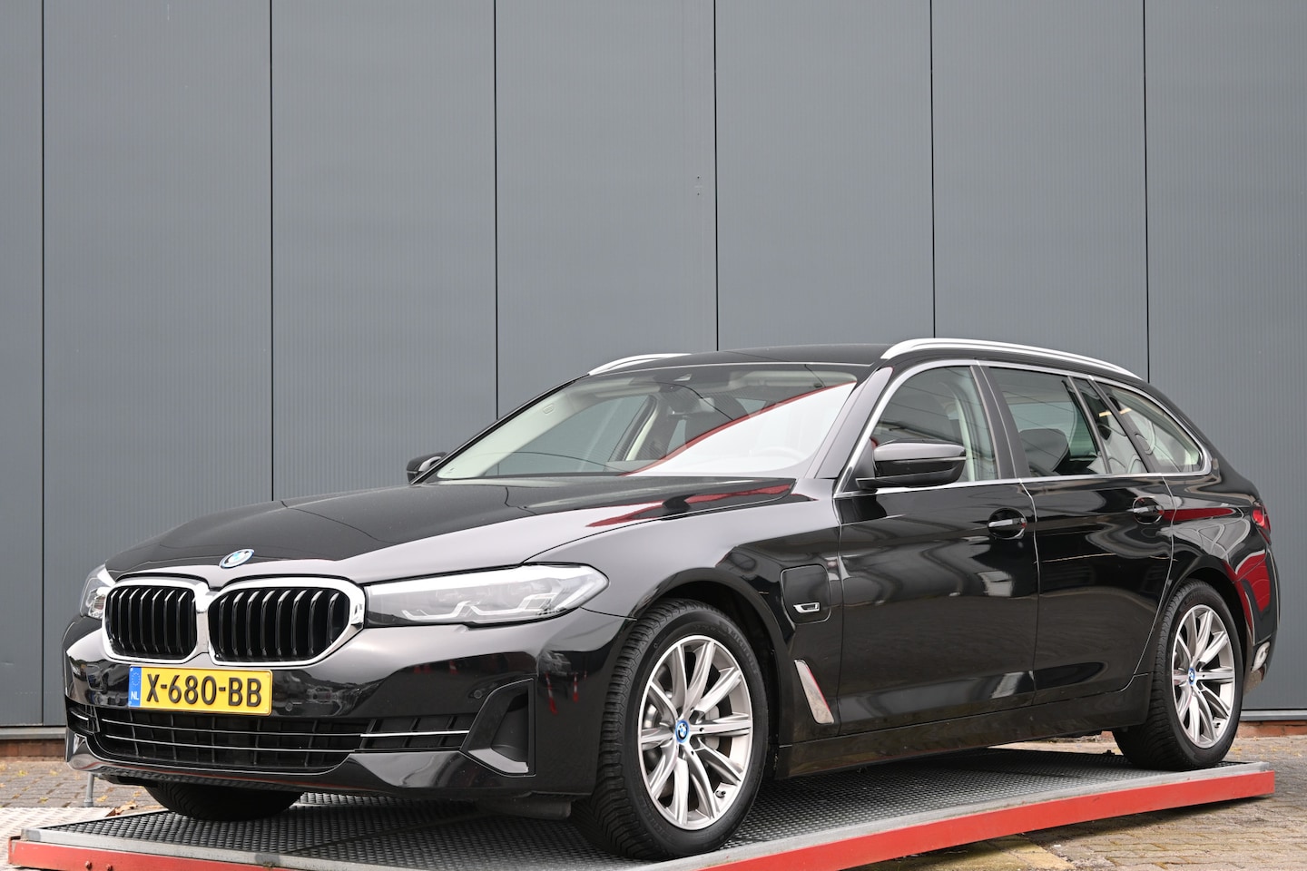 BMW 5-serie Touring - 530e Business Edition Plus 530e Business Edition Plus - AutoWereld.nl