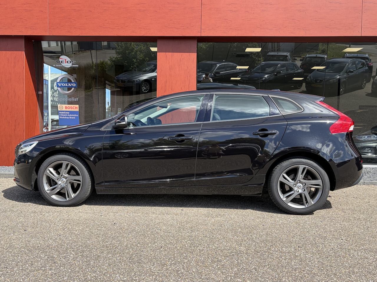 Volvo V40 - 2.0 T2 Inscription 2.0 T2 Inscription - AutoWereld.nl
