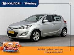 Hyundai i20 - 1.2i i-Deal | Radio | Airco | Navi | 15'' LMV |