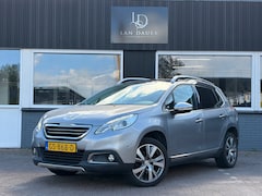 Peugeot 2008 - 1.2 Allure / Pano / Navi / Trekhaak / Leder