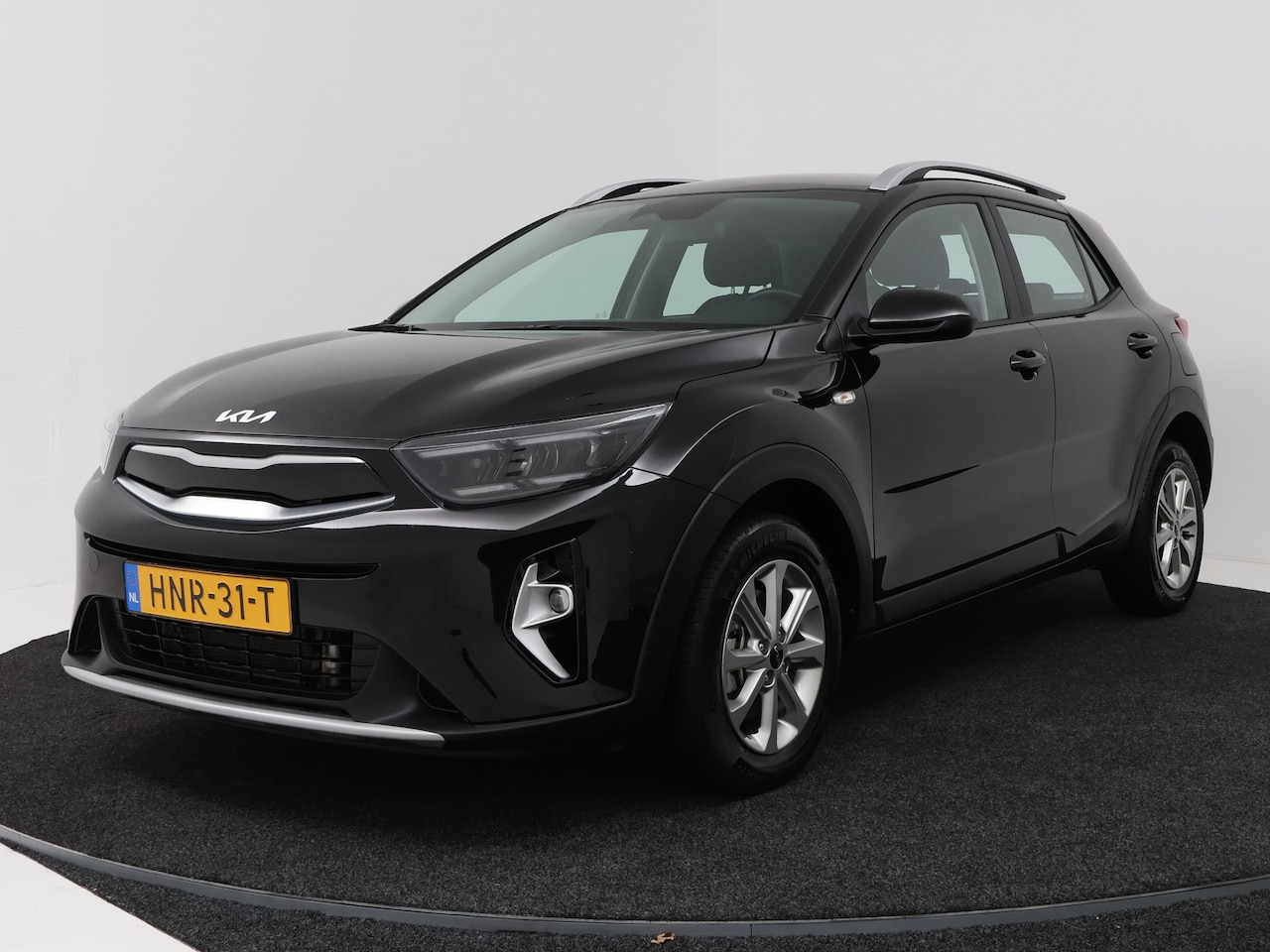Kia Stonic - 1.0 T-GDi MHEV DynamicLine | Achteruitrijcamera | Carplay | Climate Control - AutoWereld.nl