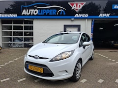 Ford Fiesta - 1.25 Champion /35303 NAP//Nieuwe apk bij afelvering/Scherm/All season banden/5 Drs
