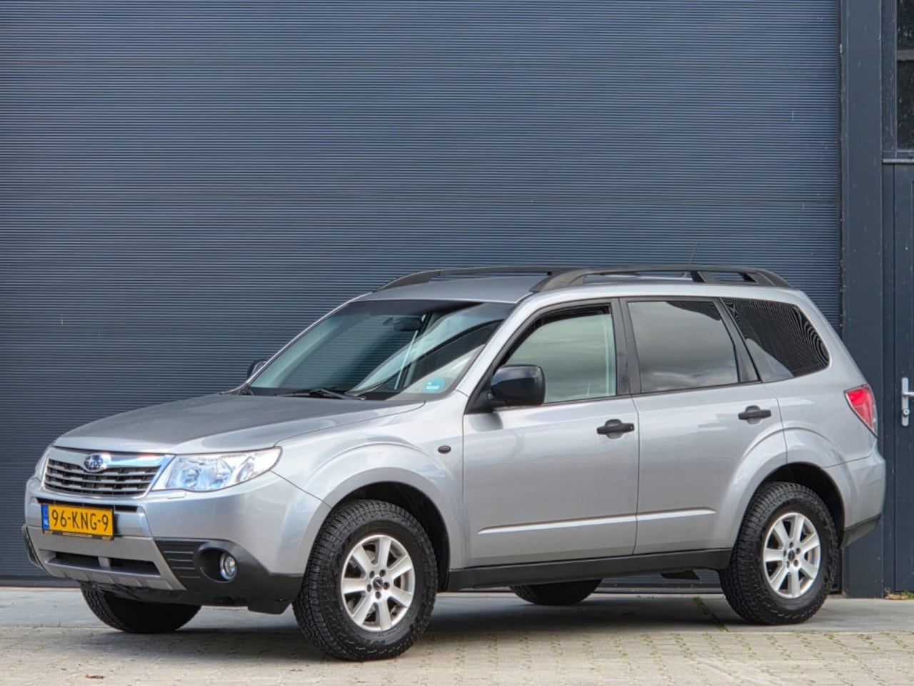 Subaru Forester - 2.0 Comfort Pracht Exemplaar! dealer onderhouden! - AutoWereld.nl