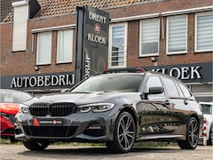 BMW 3-serie Touring - 330e xDrive High Exe M-Sport PANO 19 INCH HARMAN KARDON CARPLAY