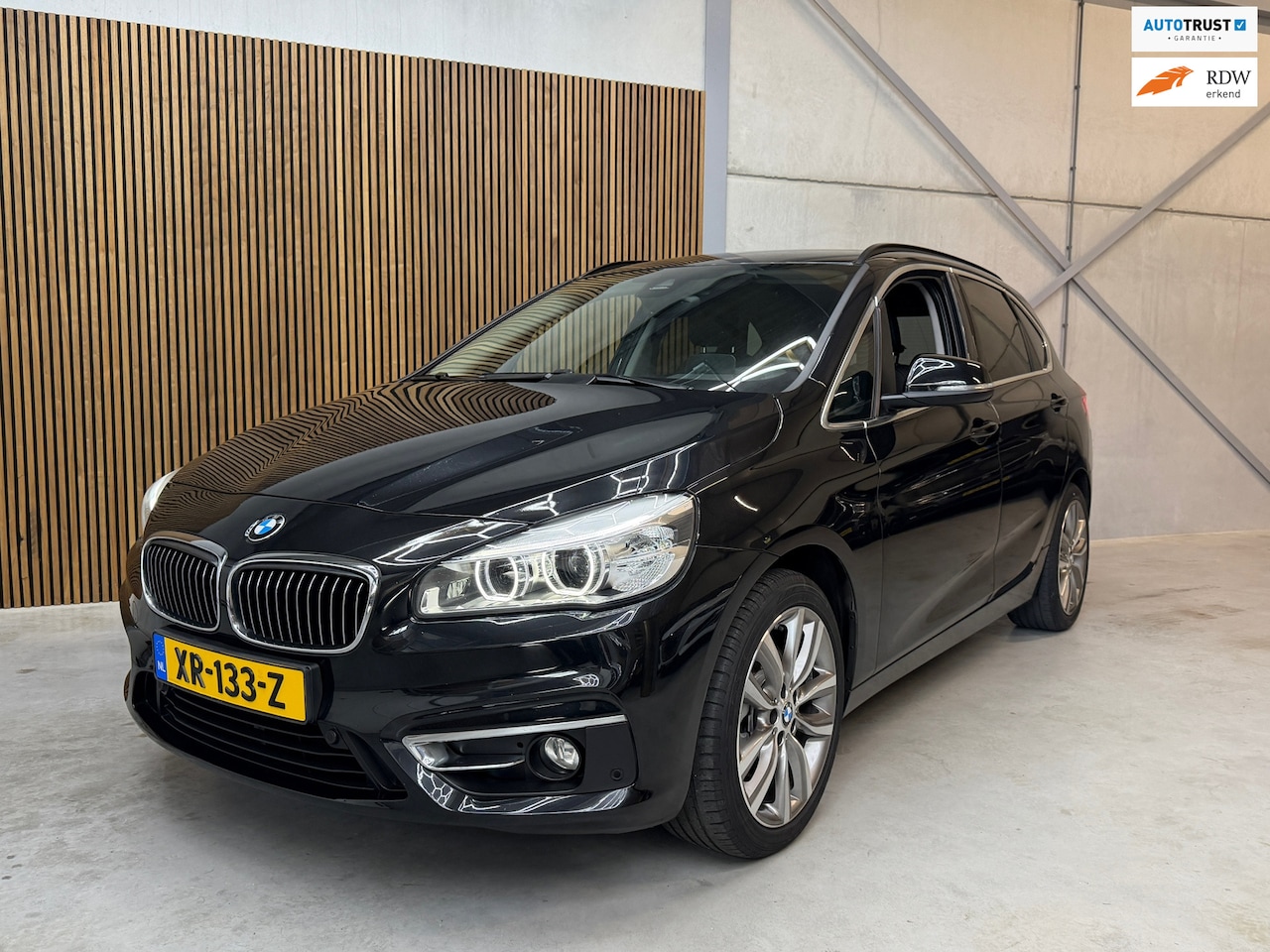 BMW 2-serie Active Tourer - 218i M Sport LUXURY | AUTOMAAT | LEER | NAVI | LED | 18 INCH | - AutoWereld.nl