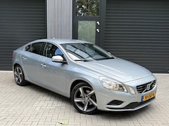 Volvo S60 - 1.6 T4 R-Design