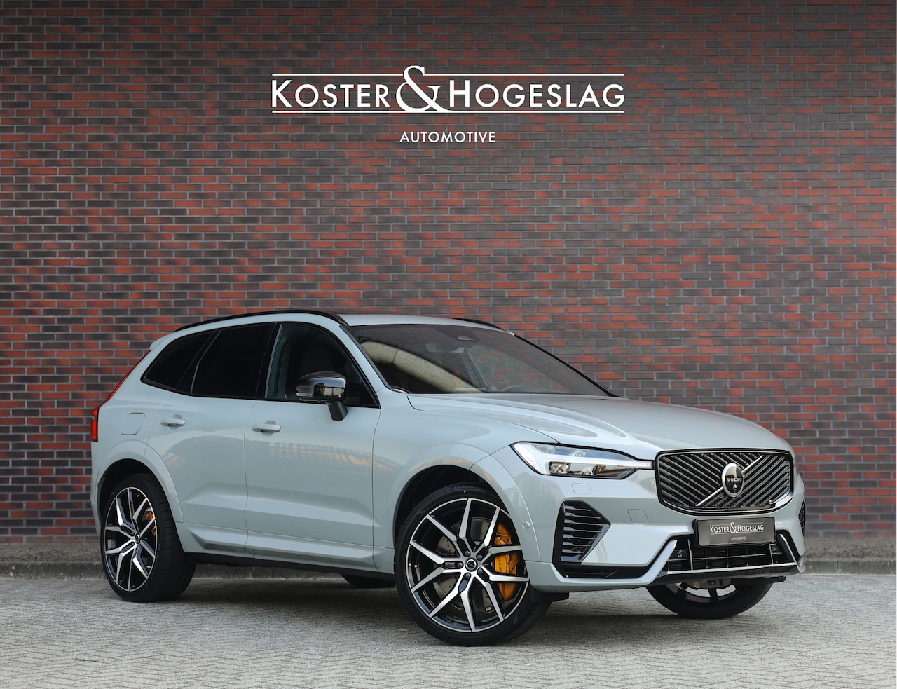 Volvo XC60 - T8 AWD Polestar Engineered | Pano - Trekhaak - HUD - AutoWereld.nl