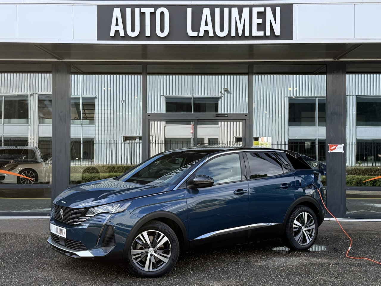 Peugeot 3008 - 1.6 Hybrid 225 Allure Plug In Hybrid Automaat Navi Camera Dodehoek Rijstrook Leder Stof Ap - AutoWereld.nl