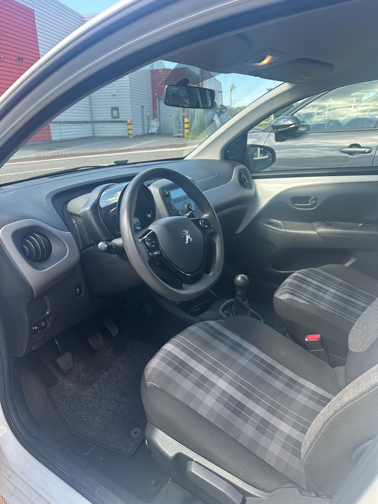 Peugeot 108 - 1.0 e-VTi Active