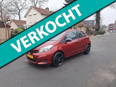Toyota Yaris - 1.3 VVT-i Comfort|Airco|LMV|Radio