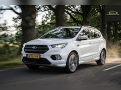 Ford Kuga - 1.5 EcoBoost ST Line Automaat / Trekhaak / Open dak