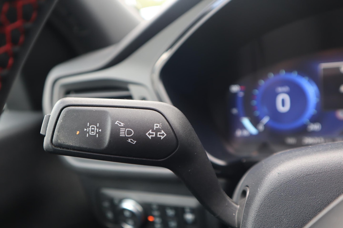 Ford Kuga - 2.5 PHEV ST-LINE-X PANORAMA/SCHUIFDAK 360°CAM - AutoWereld.nl