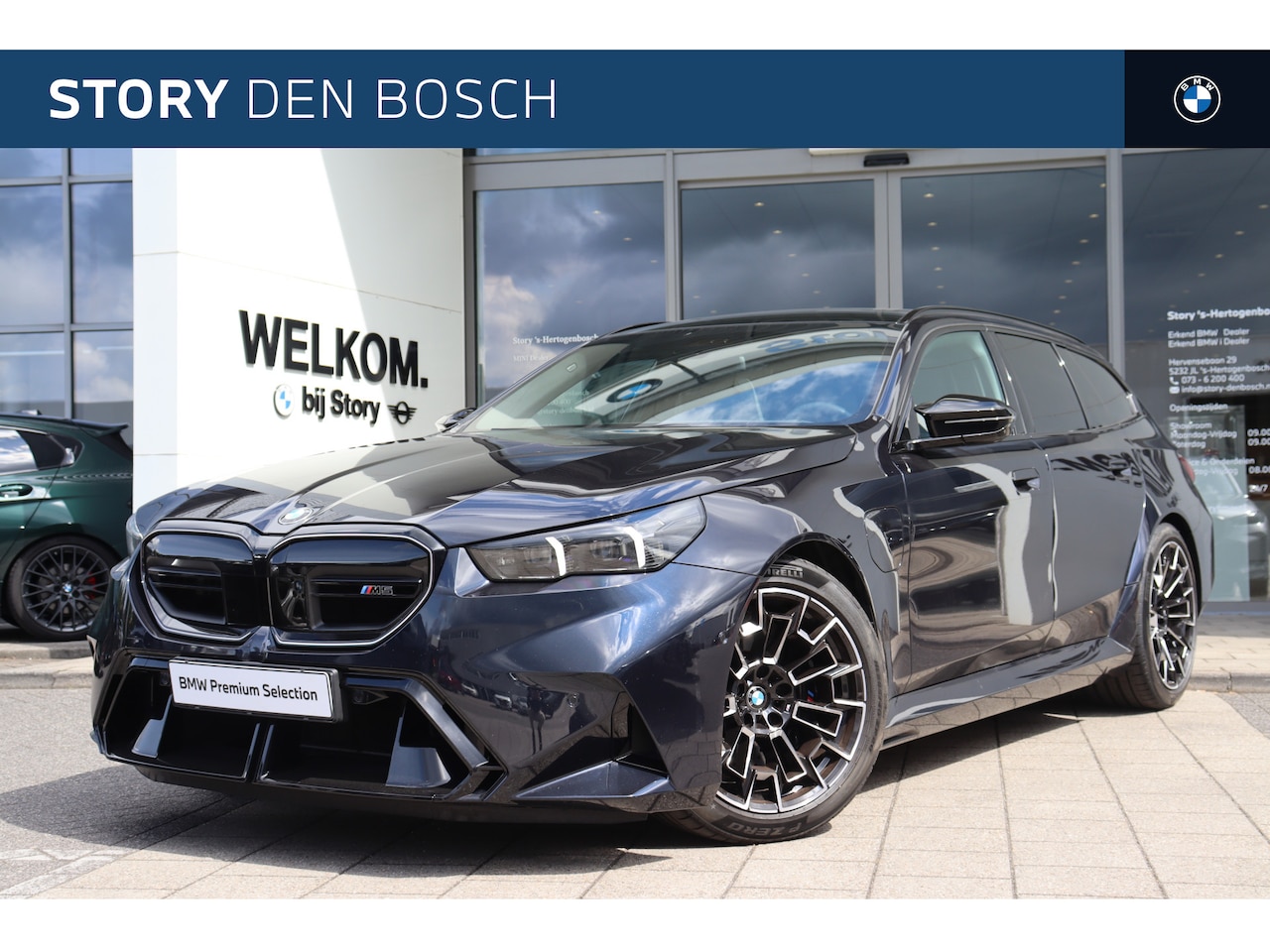 BMW 5-serie Touring - M5 Automaat / Panoramadak / Trekhaak / Stoelventilatie / Parking Assistant Professional / - AutoWereld.nl