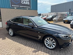 BMW 3-serie Gran Turismo - 320i High Executive lichte schade