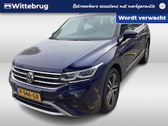 Volkswagen Tiguan Allspace - 1.5 TSI Elegance / Panoramadak / Digitaal dashboard / Head-up display / Dyn audio / Camera