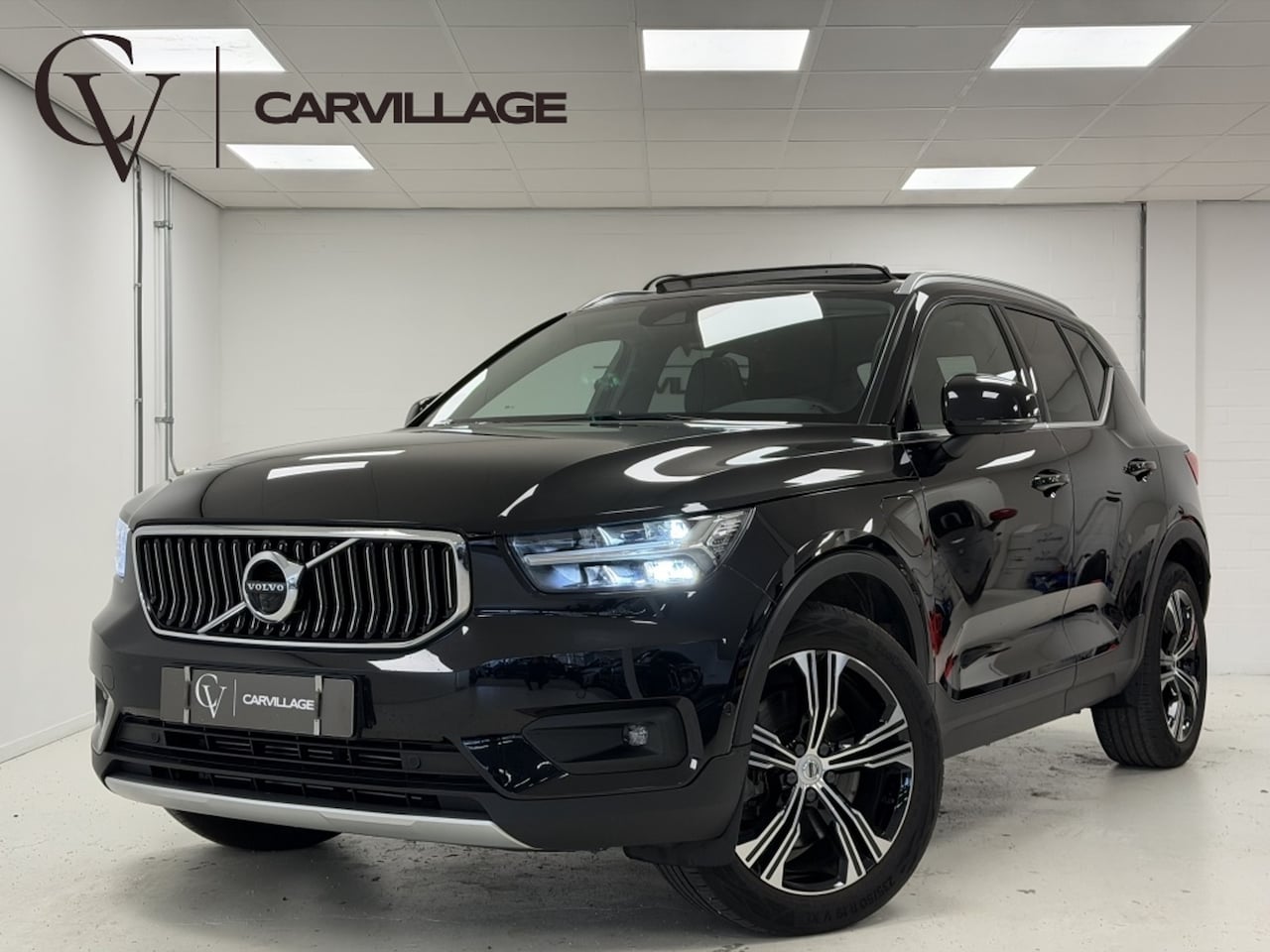 Volvo XC40 - 1.5 T4 Recharge Inscription | Trekhaak | Leer | Harman/Kardon | - AutoWereld.nl