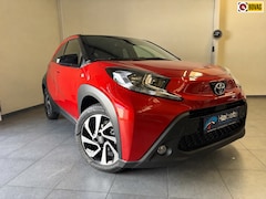 Toyota Aygo X - 1.0 VVT-i S-CVT Automaat/Stoelverw/Carplay/cruise/Bi-tone/17 inch/pas 3000km