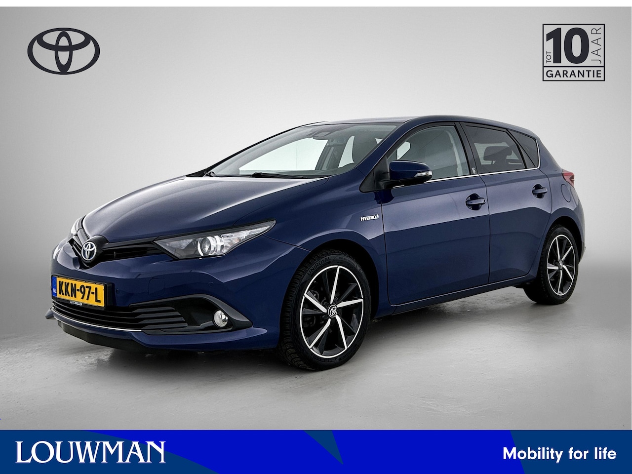Toyota Auris - 1.8 Hybrid Dynamic | Parkeersensoren voor+achter | Stoelverwarming | Spiegels elektrisch i - AutoWereld.nl