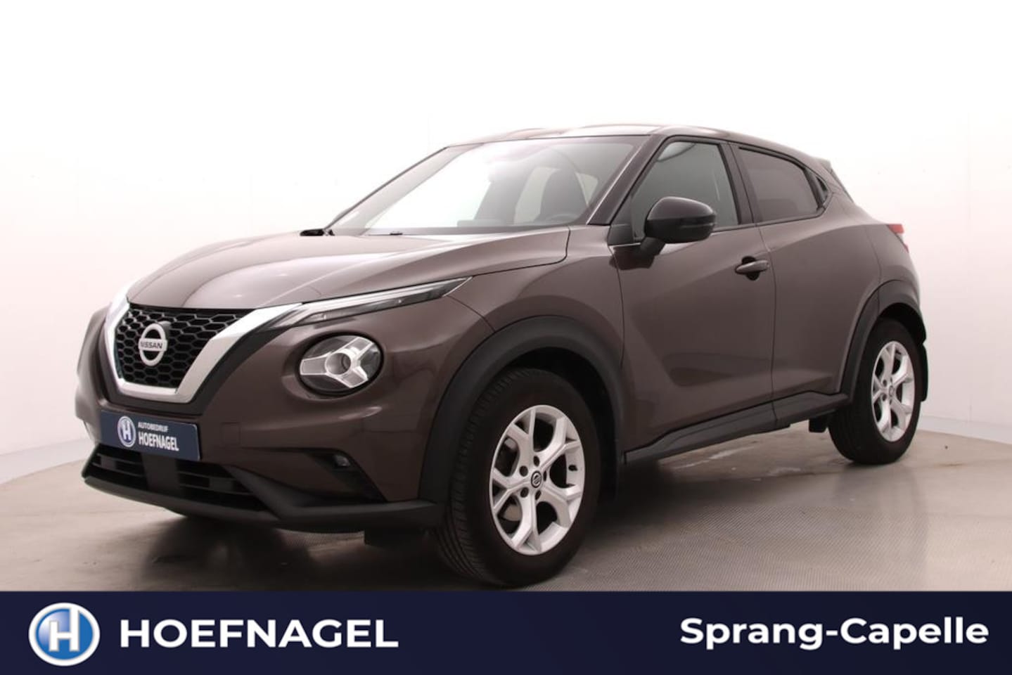 Nissan Juke - 1.0 DIG-T N-Connecta | Cruise Control | Camera | Stoelverw. | CarPlay - AutoWereld.nl