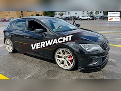 SEAT Leon - 2.0 TSI CUPRA 300 DSG Pano Leder KeyLess CarPlay DCC ACC Stoelver SeatSound