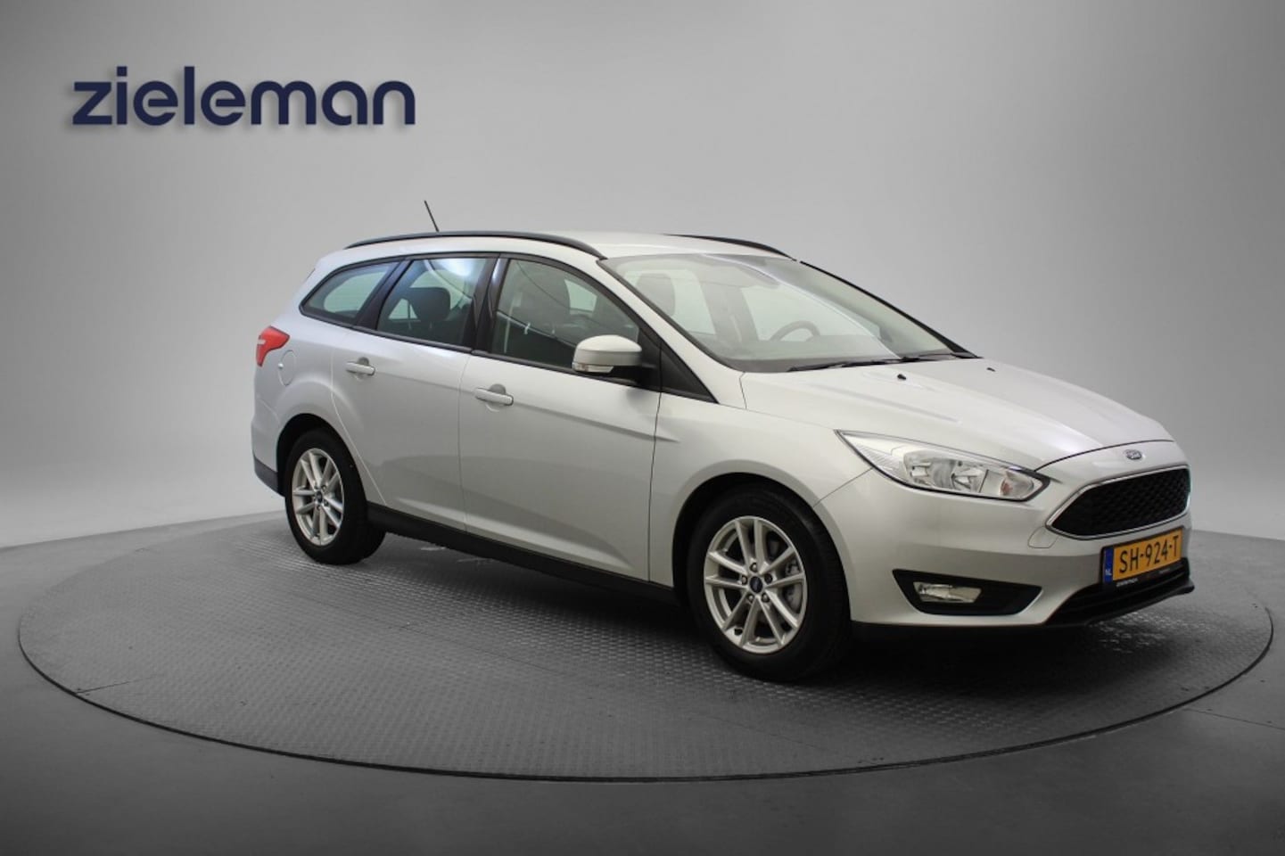 Ford Focus - 1.0 Edition - Carplay, Cruise, Clima, PDC - AutoWereld.nl